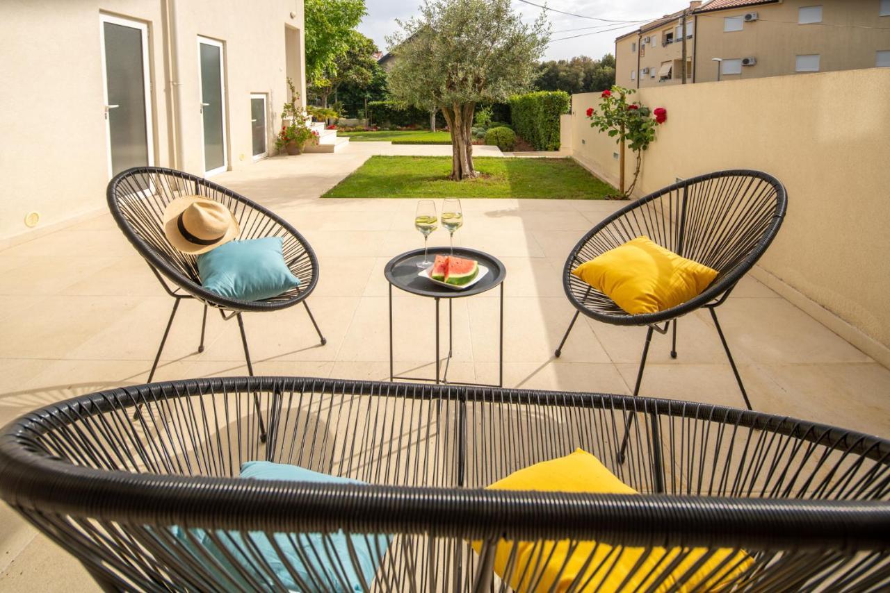 Garden Apartment Pakostane Exterior photo